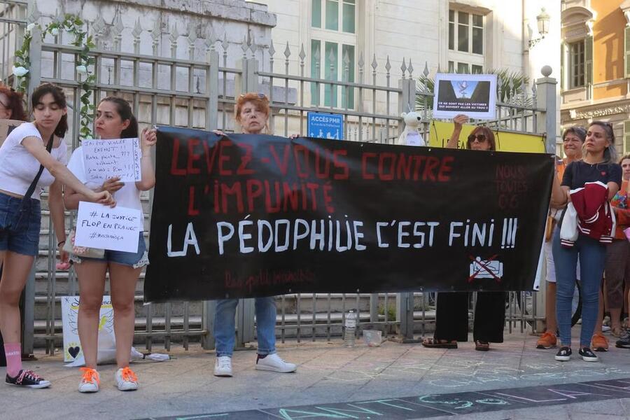 Face à des soupçons de violences sexuelles sur leu